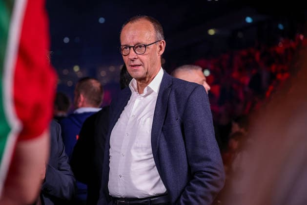 01 02 2026, Handball, Men s EHF EURO 2026, Germany Denmark, Jyske Bank Boxing in Herning, Final The German Chancellor Friedrich Merz Chancellor Politics Politician CDU looks ahead Denmark