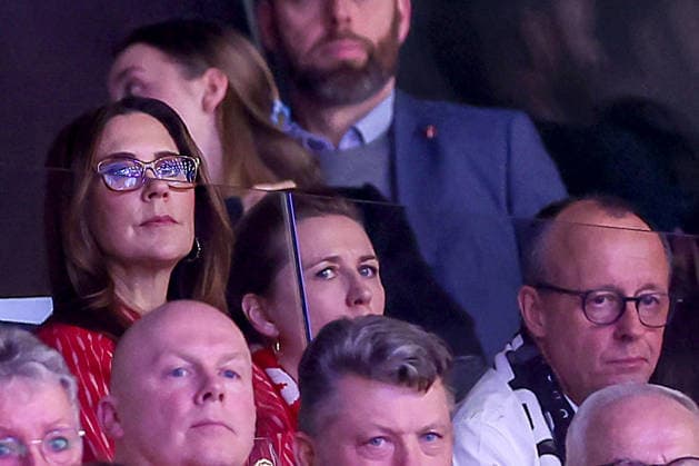 01 02 2026, Handball, Men s EHF EURO 2026, Germany Denmark, Jyske Bank Boxing in Herning, Final Queen Mary of Denmark Countess of Monpezat née Mary Elizabeth Donaldson next to The Danish Prime Minister Mette Frederiksen Prime Minister Denmark Politician Politician and The German Chancellor Friedrich Merz Chancellor Politician CDU in the stands Den