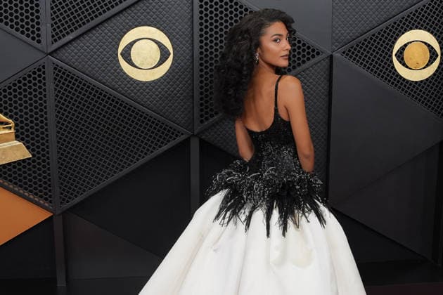 British singer Olivia Dean poses on the red carpet at the 68th Grammy Awards in Los Angeles, California, USA, 01 February 2026. 68th Grammy Awards in Los Angeles !ACHTUNG: NUR REDAKTIONELLE NUTZUNG!  Copyright: xOctavioxGuzmánx AME976 20260202-55019253774_1