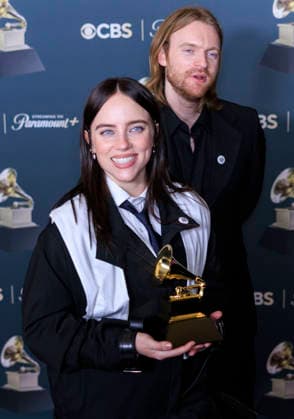 February 1, 2026, Los Angeles, California, USA: (L-R) Billie Eilish and Finneas at the 68th Annual Grammy Awards press room on Sunday February 1, 2026 at Crypto.com Arena in Los Angeles, California. ARIANA RUIZ PI Los Angeles USA - ZUMAp124 20260201_zaa_p124_330 Copyright: xArianaxRuizx