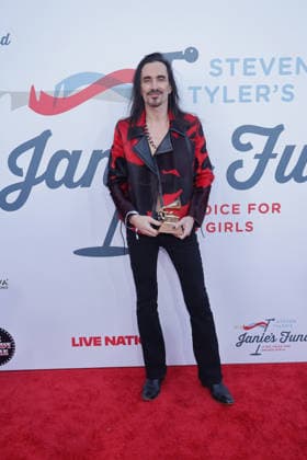 7th Annual Jam For Janie GRAMMY Awards Viewing Party Nuno Bettencourt attends the 7th Annual Jam For Janie GRAMMY Awards Viewing Party at Hollywood Palladium on February 01, 2026 in Los Angeles, California. Hollywood California United States of America Copyright: xCraSH imageSPACEx