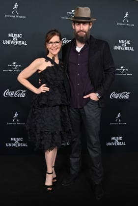 Universal Music Group™s GRAMMY Party Lisa Loeb and Roey Hershkovitz arriving to Universal Music Group™s After Party Celebrating The 68th GRAMMY Awards held at NYA West on February 1, 2026 in Los Angeles, Ca. Los Angeles NYA West California USA Copyright: xTammiexArroyo xAFF-USA.comx