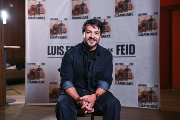 Interview with singer Luis Fonsi Singer Luis Fonsi, during an interview for Europa Press, on February 2, 2026, in Madrid Spain Luis Alfonso Rodríguez López Cepero, artistically known as Luis Fonsi, is a Puerto Rican singer-songwriter, producer and actor who has established himself as one of the great figures of contemporary Latin pop thanks to romantic ballads and global hits such as Despacito After training in music in the United States and signing with a major label, He debuted in 1998 with the album Comenzaré and went on to string together successful albums that have earned him multiple awards and nominations, as well as collaborations with top artists from the Latin and Anglo-Saxon scene 02 FEBRUARY 2026 Madrid Madrid Spain  Copyright: xGustavoxValientex 7261149