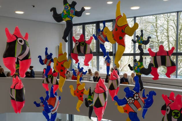 Art Painting Sculpture 31 01 2026 Hannover Sprengel Museum Art Exhibition Niki de Saint Phalle, Yayoi Kusama and Takashi Murakami Love you for infinity Merchendise Niki de Saint Phalle Nanas Hannover Sprengel Museum Niedersachsen GER