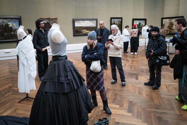 Opening DER BERLINER SALON alternative view guests model exhibition exhibition space opening DER BERLINER SALON is once again a guest at the Berlin Gemäldegalerie and presents a curated selection of 45 designers as part of Berlin Fas Copyright: xEventpressxFuhrx