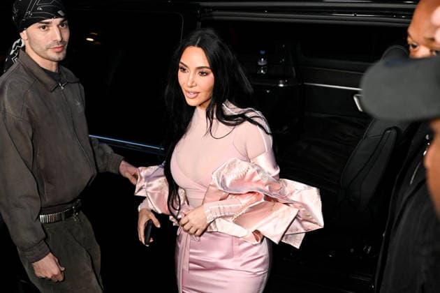 Kim Kardashian arrives for the worldwide launch of NikeSkims with a pop-up in the Marais district of Paris, France, February 2, 2026 NikeSkims inaugurates an experiential pop-up from February 3 to 8, the Marais district acting as a crossroads between luxury and urban culture The 500-square-meter space hosts fashion shows during fashion weeks under its 7 5-meter-high Eiffel-style glass roof Yehiel Chekroune Bestimage Kim Kardashian arrives for the global launch of NikeSkims, which includes a pop up in the Marais district of Paris, France, on February 2, 2026 Paris France  Copyright: xYehielxChekrounex xBestimagexYehielxChekrounex xBestimagex