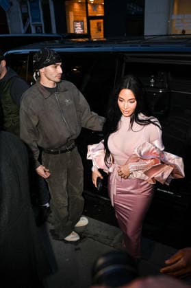 Kim Kardashian arrives for the worldwide launch of NikeSkims with a pop-up in the Marais district of Paris, France, February 2, 2026 NikeSkims inaugurates an experiential pop-up from February 3 to 8, the Marais district acting as a crossroads between luxury and urban culture The 500-square-meter space hosts fashion shows during fashion weeks under its 7 5-meter-high Eiffel-style glass roof Yehiel Chekroune Bestimage Kim Kardashian arrives for the global launch of NikeSkims, which includes a pop up in the Marais district of Paris, France, on February 2, 2026 Paris France  Copyright: xYehielxChekrounex xBestimagexYehielxChekrounex xBestimagex