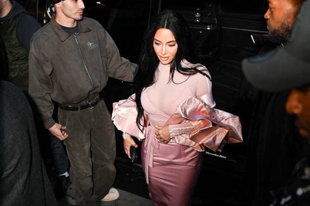 Kim Kardashian arrives for the worldwide launch of NikeSkims with a pop-up in the Marais district of Paris, France, February 2, 2026 NikeSkims inaugurates an experiential pop-up from February 3 to 8, the Marais district acting as a crossroads between luxury and urban culture The 500-square-meter space hosts fashion shows during fashion weeks under its 7 5-meter-high Eiffel-style glass roof Yehiel Chekroune Bestimage Kim Kardashian arrives for the global launch of NikeSkims, which includes a pop up in the Marais district of Paris, France, on February 2, 2026 Paris France  Copyright: xYehielxChekrounex xBestimagexYehielxChekrounex xBestimagex