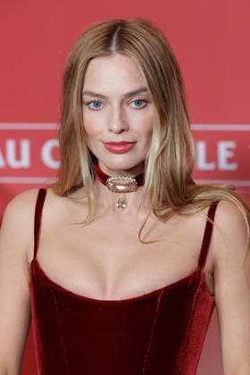 Wuthering Heights premiere at Grand Rex theatre Celebrities arrival on red carpet Avant premiere de Hurlevent au cinema Le Grand Rex Arrivees des celebrites sur le tapis rouge Margot Robbie 452724 2026 02 02 France  Copyright: xSebastienxFremontx xStarfacex STAR_452724_091