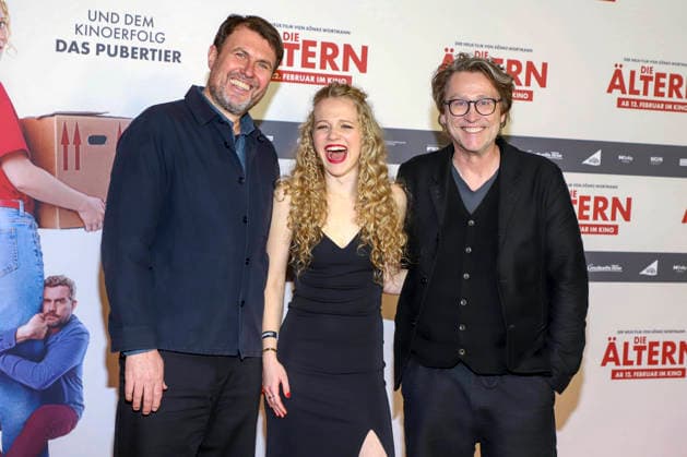 Robert Gold, Kya Celina Barucki, Jan Weiler on the red carpet at the Kino Film Premiere Â Die AelterenÂ at Kinopolis HafenCity in Hamburg on 02 02 2026 Hamburg Germany