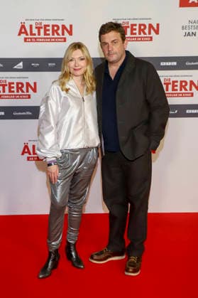 Johanna Christine Gehlen, Sebastian Bezzel married couple actors on the red carpet at the movie premiere Die Aelteren at Kinopolis HafenCity in Hamburg on 02 02 2026 Hamburg Germany