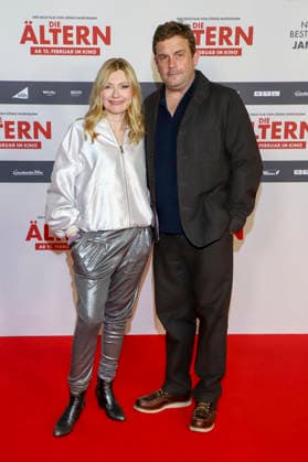 Johanna Christine Gehlen, Sebastian Bezzel married couple actors on the red carpet at the movie premiere Die Aelteren at Kinopolis HafenCity in Hamburg on 02 02 2026 Hamburg Germany