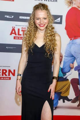 Kya Celina Barucki on the red carpet at the movie premiere Die Aelteren at Kinopolis HafenCity in Hamburg on 02 02 2026 Hamburg Germany