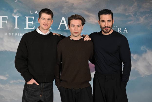 Photocall of the film La Fiera in Madrid Actors Miguel Bernardeau, Carlos Cuevas and Miguel Ángel Silvestre pose during the presentation of the film La Fiera at the Hotel Barceló Torre de Madrid, on February 3, 2026, in Madrid Spain The film delves into the universe of BASE jumping in wingsuits, one of the most extreme and fascinating disciplines of extreme sports, to build a deeply human story PHOTOCALL CINE FILM ACTOR 03 FEBRUARY 2026 José Madrid Madrid Spain  Copyright: xJosÃ xOlivax 7262367