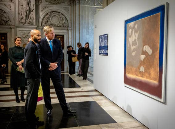 03-02-2026 Amsterdam King Willem-Alexander attended the 2026 Royal Award for Modern Painting in the Burgerzaal at the Dam palace in Amsterdam. Winner Dion Rosina are recognized and received this incentive prize, which includes a sum of 9,000 euro. Â  Copyright: xPPEx