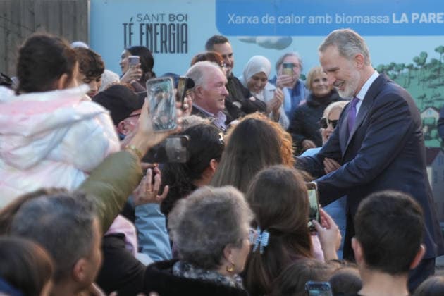 The King presides over the ceremony of the Proclamation of the Princess of Girona Social 2026 Award King Felipe VI greets the people upon his arrival at the ceremony of the Proclamation of the Princess of Girona Social 2026 Award, inaugural event of the Talent Tour 2026, on February 3, 2026, in Sant Boi de Llobregat, Barcelona, Catalonia Spain The Talent Tour 2026, promoted by the Princess of Girona Foundation, has started its program this Monday, with the first stop in the Baix Llobregat region, and will also have activities in Gavà, Viladecans and Castelldefels to highlight local talent 03 FEBRUARY 2026 KING PRINCESS OF GIRONA SOCIAL ROYAL HOUSE MONARCHY SPAIN Sant Boi de Llobregat, Barcelona Sant Boi de Llobregat, Barcelona Spain Copyright: xDavidxZorrakinox 7263488