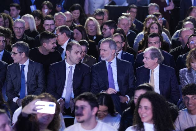 The King presides over the ceremony of Proclamation of the Princess of Girona Social 2026 Award King Felipe VI 2d with the Minister of the Presidency, Justice and Relations with the Courts, Félix Bolanos and the Minister of the Presidency, Albert Dalmau 2i , and the President of the Princess of Girona Foundation, Francisco Belil d , during the ceremony of Proclamation of the Princess of Girona Social 2026 Award, inaugural act of the Tour of Talent 2026, on February 3, 2026, in Sant Boi de Llobregat, Barcelona, Catalonia Spain The Talent Tour 2026, promoted by the Princess of Girona Foundation, has started its program this Monday, with the first stop being in the Baix Llobregat region, and will also have activities in Gavà, Viladecans and C Copyright: xDavidxZorrakinox 7263533