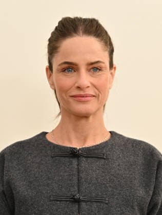 Apple TV Press Day Amanda Peet arriving to Apple TV Press Day at Barker Hanger on February 03, 2026 in Santa Monica, CA. Santa Monica Barker Hanger California USA Copyright: xLISAxOConnor AFF-USA.comx