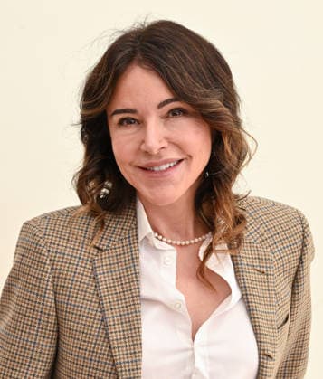 Apple TV Press Day Christa Miller arriving to Apple TV Press Day at Barker Hanger on February 03, 2026 in Santa Monica, CA. Santa Monica Barker Hanger California USA Copyright: xLISAxOConnor AFF-USA.comx