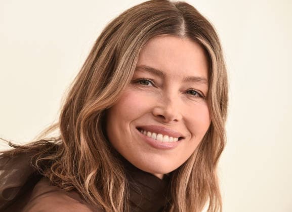 Apple TV Press Day Jessica Biel arriving to Apple TV Press Day at Barker Hanger on February 03, 2026 in Santa Monica, CA. Santa Monica Barker Hanger California USA Copyright: xLISAxOConnor AFF-USA.comx
