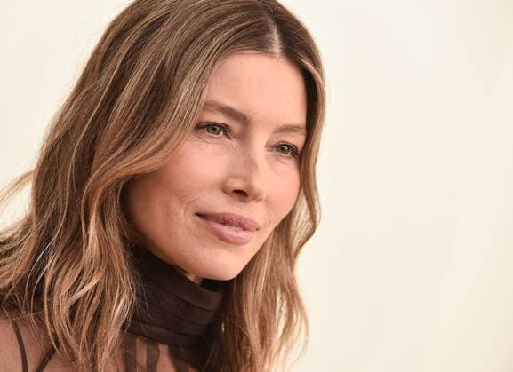 Apple TV Press Day Jessica Biel arriving to Apple TV Press Day at Barker Hanger on February 03, 2026 in Santa Monica, CA. Santa Monica Barker Hanger California USA Copyright: xLISAxOConnor AFF-USA.comx