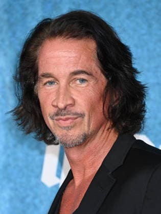 ˜Dracula™ Los Angeles Premiere Michael Easton arriving at the Dracula? Los Angeles premiere held at the TCL Chinese Theatre on February 3, 2026 in Hollywood, Ca. Hollywood TCL Chinese Theatre California USA Copyright: xTammiexArroyox xAFF-USA.comx