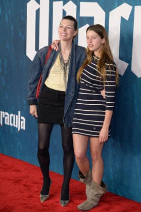 Dracula Premiere - Los Angeles, USA LOS ANGELES, USA. February 03, 2026: Milla Jovovich & daughter Ever Anderson at the premiere for Dracula at the TCL Chinese Theatre. Los Angeles CA USA  Copyright: xPaulxSmith Featureflashx