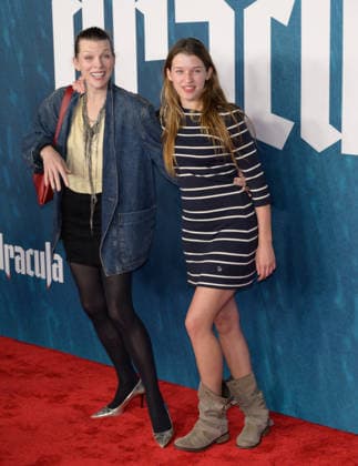Dracula Premiere - Los Angeles, USA LOS ANGELES, USA. February 03, 2026: Milla Jovovich & daughter Ever Anderson at the premiere for Dracula at the TCL Chinese Theatre. Los Angeles CA USA  Copyright: xPaulxSmith Featureflashx