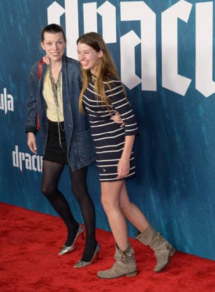 Dracula Premiere - Los Angeles, USA LOS ANGELES, USA. February 03, 2026: Milla Jovovich & daughter Ever Anderson at the premiere for Dracula at the TCL Chinese Theatre. Los Angeles CA USA  Copyright: xPaulxSmith Featureflashx