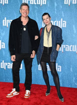˜Dracula™ Los Angeles Premiere Paul W. S. Anderson and Milla Jovovich arriving at the Dracula? Los Angeles premiere held at the TCL Chinese Theatre on February 3, 2026 in Hollywood, Ca. Hollywood TCL Chinese Theatre California USA Copyright: xTammiexArroyox xAFF-USA.comx