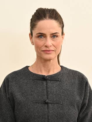 03 February, 2026 - Los Angeles, California - Amanda Peet. Apple TV Press Day held at Barker Hangar in Los Angeles. Santa Monica USA - ZUMAa123 20260203_zaa_a123_159 Copyright: xADx