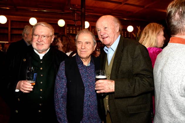 Anselm Bilgri management consultant Guenther Sigl musician singer Hans Stadlbauer actor Munich 03 02 2026 Augustiner Stammhaus Iberl stage premiere Weiberwirtschaft photo Munich