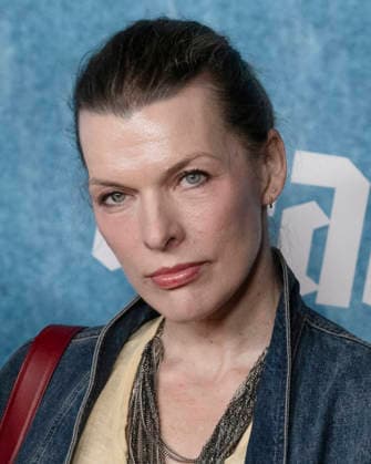 February 3, 2026, Hollywood, California, USA: MILLA JOVOVICH attends the Dracula Los Angeles red carpet Premiere. Hollywood USA - ZUMAb173 20260203_aap_b173_069 Copyright: xBillyxBennightx