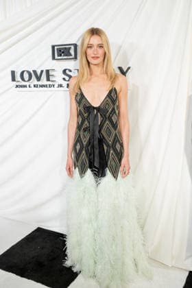 FX s Love Story: John F. Kennedy Jr. & Carolyn Bessette Limited Series Premiere in New York, USA - 03 Feb 2026 Sarah Pidgeon attends FX s Love Story: John F. Kennedy Jr. & Carolyn Bessette Limited Series Premiere at Carnegie Hall. New York United States Copyright: xRonxAdarx xSOPAxImagesx _radar_lovestory_20260203_00449