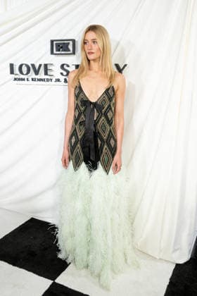 FX s Love Story: John F. Kennedy Jr. & Carolyn Bessette Limited Series Premiere in New York, USA - 03 Feb 2026 Sarah Pidgeon attends FX s Love Story: John F. Kennedy Jr. & Carolyn Bessette Limited Series Premiere at Carnegie Hall. New York United States Copyright: xRonxAdarx xSOPAxImagesx _radar_lovestory_20260203_00484