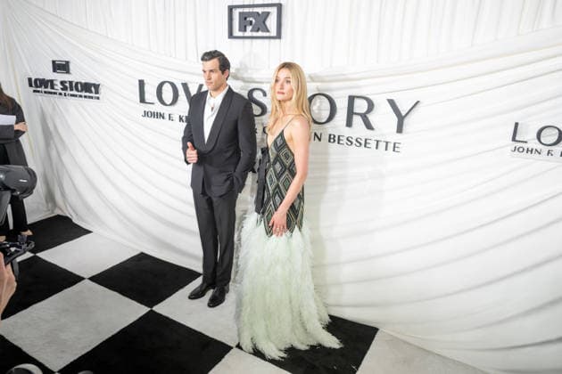 FX s Love Story: John F. Kennedy Jr. & Carolyn Bessette Limited Series Premiere in New York, USA - 03 Feb 2026 (L-R) Paul Anthony Kelly and Sarah Pidgeon attend FX s Love Story: John F. Kennedy Jr. & Carolyn Bessette Limited Series Premiere at Carnegie Hall. New York United States Copyright: xRonxAdarx xSOPAxImagesx _radar_lovestory_20260203_01368
