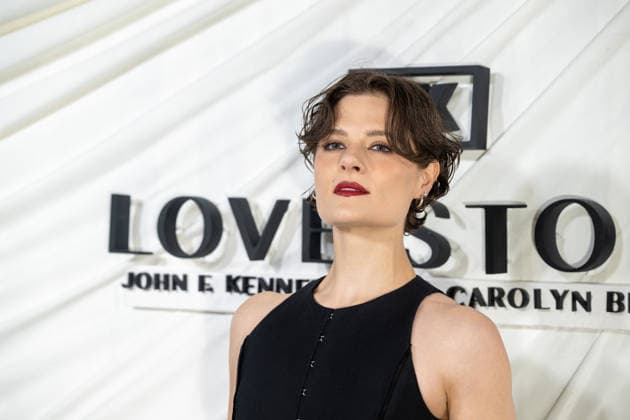February 3, 2026, New York, United States: Louisa Jacobson attends FX s Love Story: John F. Kennedy Jr. & Carolyn Bessette Limited Series Premiere at Carnegie Hall. New York United States - ZUMAs197 20260203_aaa_s197_407 Copyright: xRonxAdarx