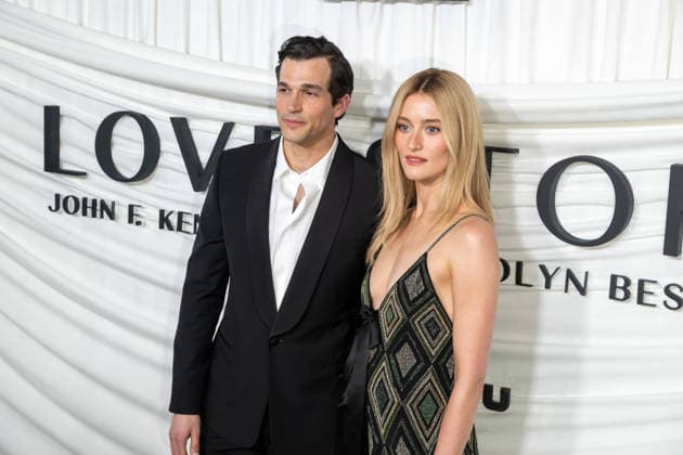 February 3, 2026, New York, United States: (L-R) Paul Anthony Kelly and Sarah Pidgeon attend FX s Love Story: John F. Kennedy Jr. & Carolyn Bessette Limited Series Premiere at Carnegie Hall. New York United States - ZUMAs197 20260203_aaa_s197_398 Copyright: xRonxAdarx
