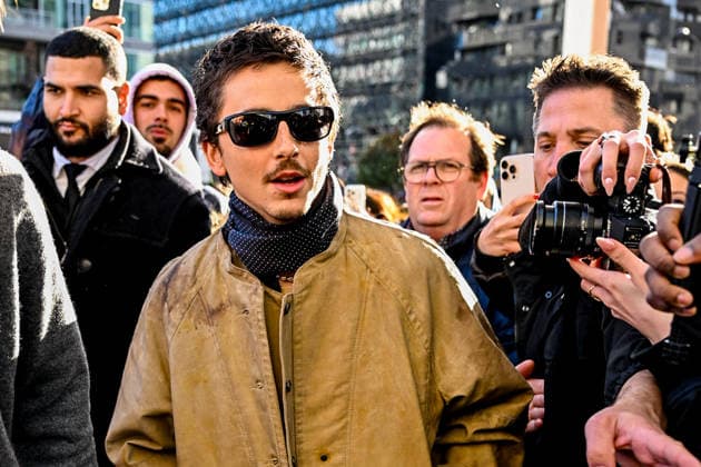 Timothée Chalamet makes a stylish appearance at the Marty Supreme pop up store in Paris, France, on February 4, 2026 Yehiel Chekroune Bestimage Timothée Chalamet makes a stylish appearance at the Marty Supreme pop up shop in Paris, France, on February 4, 2026 Paris France  Copyright: xYehielxChekrounex xBestimagexYehielxChekrounex xBestimagex
