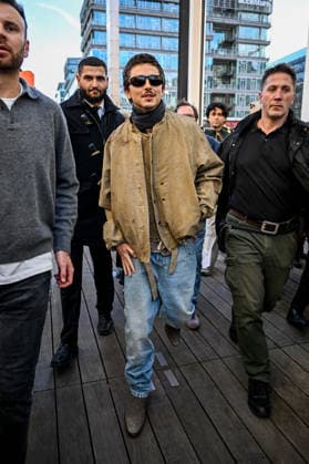 Timothée Chalamet makes a stylish appearance at the Marty Supreme pop up store in Paris, France, on February 4, 2026 Yehiel Chekroune Bestimage Timothée Chalamet makes a stylish appearance at the Marty Supreme pop up shop in Paris, France, on February 4, 2026 Paris France  Copyright: xYehielxChekrounex xBestimagexYehielxChekrounex xBestimagex