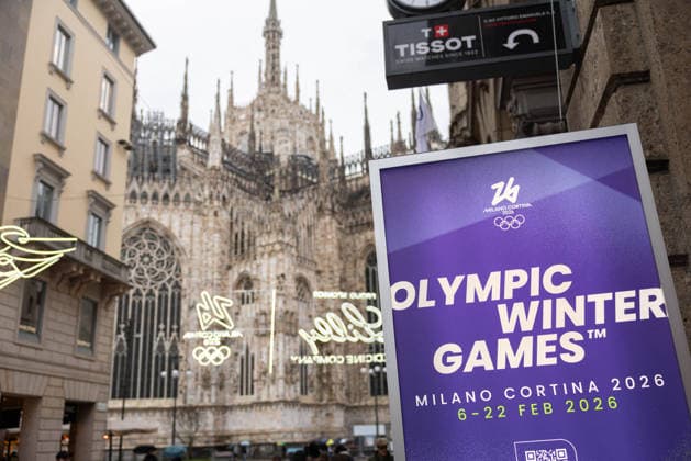 Illustration and atmosphere in Milan before the start of the Olympics Winter Games Olympic rings illuminations are pictured in Piazza Duomo ahead of the Milano Cortina 2026 Olympic Games, in Milan on February 4, 2026. Photo by Alexis Jumeau ABACAPRESS.COM Milan  Copyright: xJumeauxAlexis ABACAx