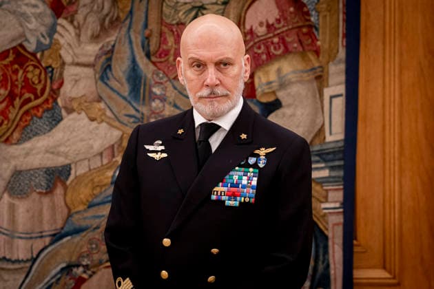 The King receives in audience Admiral Cavo Dragone King Felipe VI receives in audience the Chairman of the NATO Military Committee, Cavo Dragone, at the Zarzuela, on February 4, 2026, in Madrid Spain NATO and Defense representatives meet in Madrid in two bilateral meetings The two meetings, called Step 3 , will study the capabilities allocated by NATO for the period 2025 2029 04 FEBRUARY 2026 A Pé Madrid Madrid Madrid Spain  Copyright: xA.xPÃ rezxMecax 7265900