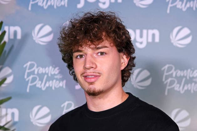 Garry Secret at the PROMIS UNTER PALMEN season premiere at Cinenova in Cologne on 04 02 2026