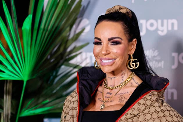 Influencerin Gina-Lisa Lohfink kommt zur Staffel-Premiere von Promis unter Palmen von Joyn und Sat.1 im Cinenova Kino. Köln, 04.02.2026 NRW Deutschland *** Influencer Gina Lisa Lohfink comes to the season premiere of Promis unter Palmen by Joyn and Sat 1 at the Cinenova cinema in Cologne, 04 02 2026 NRW Germany Copyright: xChristophxHardtx
