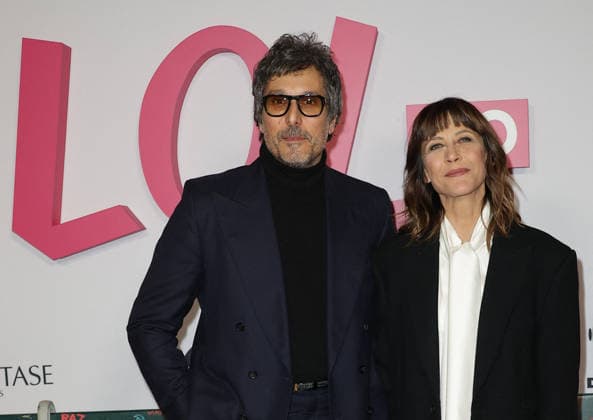 Vincent Elbaz and Sophie Marceau Before the premiere of the film Lol 2 0 at the Grand Rex in Paris on February 4, 2026 Coadic Guirec Bestimage Paris France  Copyright: xCOADICxGUIRECx xBESTIMAGExCOADICxGUIRECx xBESTIMAGEx