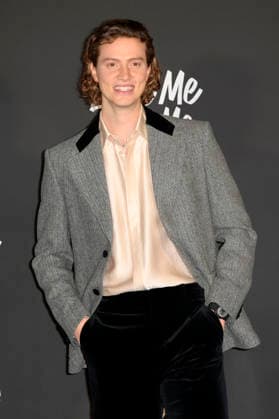 Luca Melucci at the premiere of the Amazon Prime Video film Love Me, Love Me at the Auditorium Parco della Musica Rome, 04 02 2026 Foto:xA.xM.xTinghinox xFuturexImagex love_me_6251