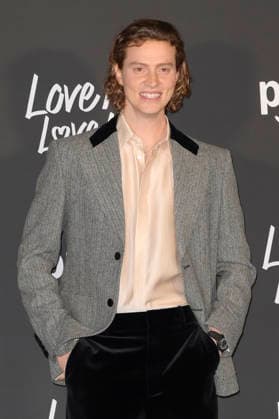 Luca Melucci at the premiere of the Amazon Prime Video film Love Me, Love Me at the Auditorium Parco della Musica Rome, 04 02 2026 Foto:xA.xM.xTinghinox xFuturexImagex love_me_6252