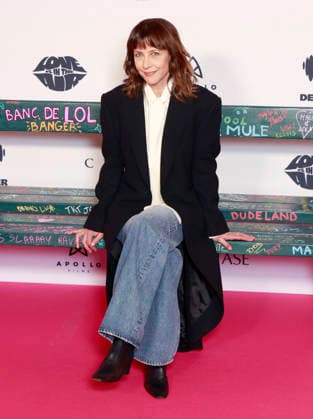 Entertainment Bilder des Tages #2 Sophie Marceau Avant première du film Lol 2 0 au Grand Rex à Paris le 4 février 2026 Christophe Aubert Bestimage Preview screening of the film Lol 2 0 at the Grand Rex cinema in Paris on 4 February 2026 Paris France  Copyright: xChristophexAubertxviaxBestimagexChristophexAubertxviaxBestimagex