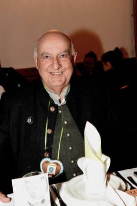 Dr Axel Munz Angermaier Tracht Muenchen 04 02 2026 Hofbraeuhaus Uebernahme Neuer Staatlicher Hofbreaeuhauses Direktor Dr Joerg Lehmann Foto Muenchen