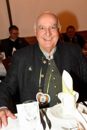 Dr Axel Munz Angermaier Tracht Muenchen 04 02 2026 Hofbraeuhaus Uebernahme Neuer Staatlicher Hofbreaeuhauses Direktor Dr Joerg Lehmann Foto Muenchen
